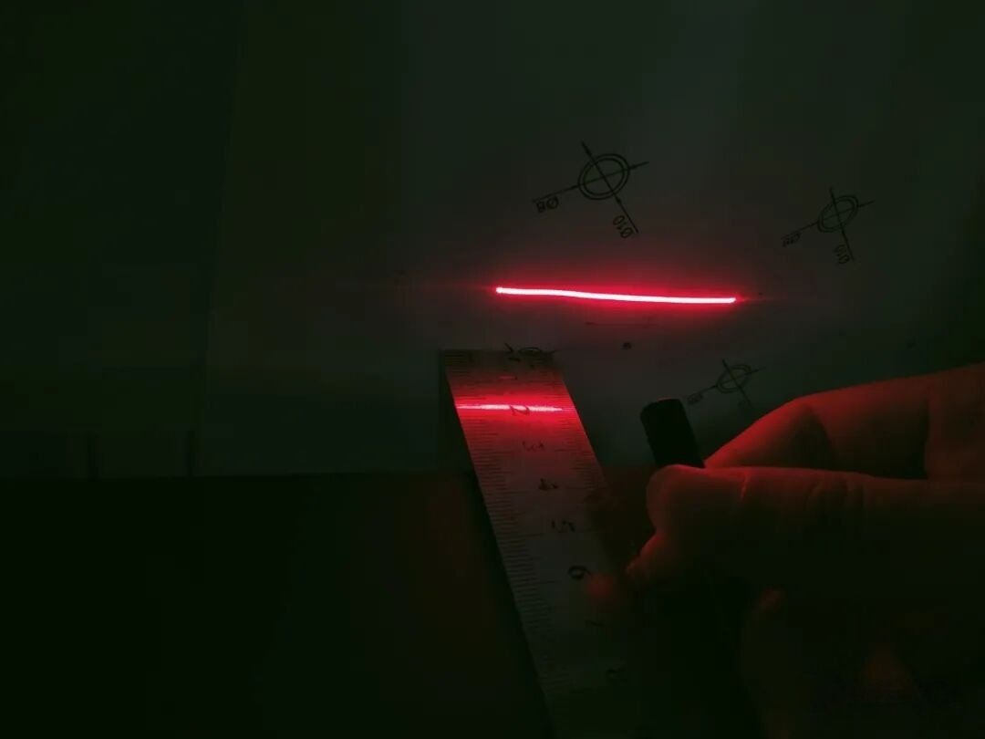 镜片1-1.png